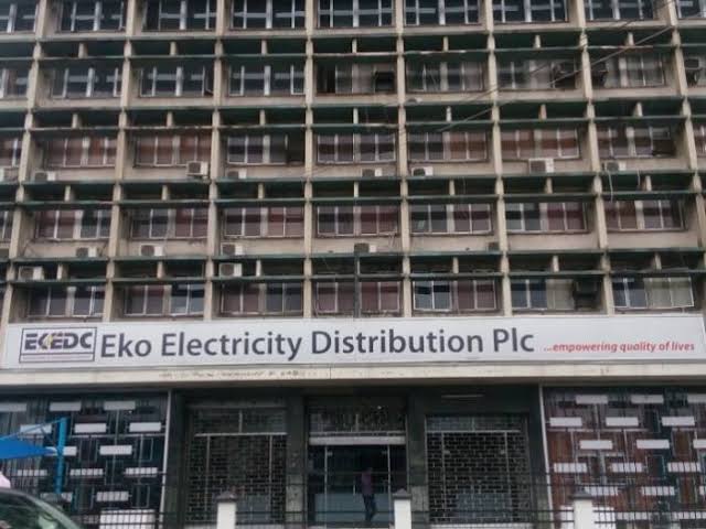 EKEDC Deploys Mobile Power Transformer To Lekki To Boost Supply