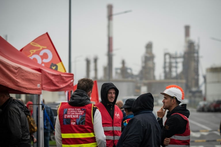 Four Of France’s 6 Refineries To Shut Down Operations Today As Protests Escalate